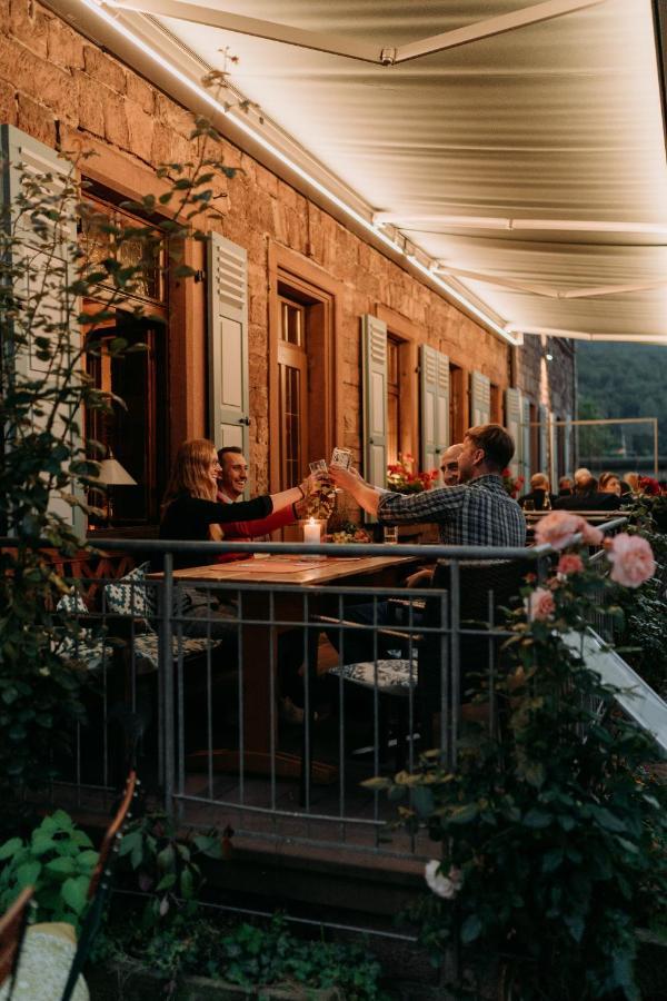 Fraenkischer Gasthof-Hotel Zum Koppen Gemunden am Main 外观 照片